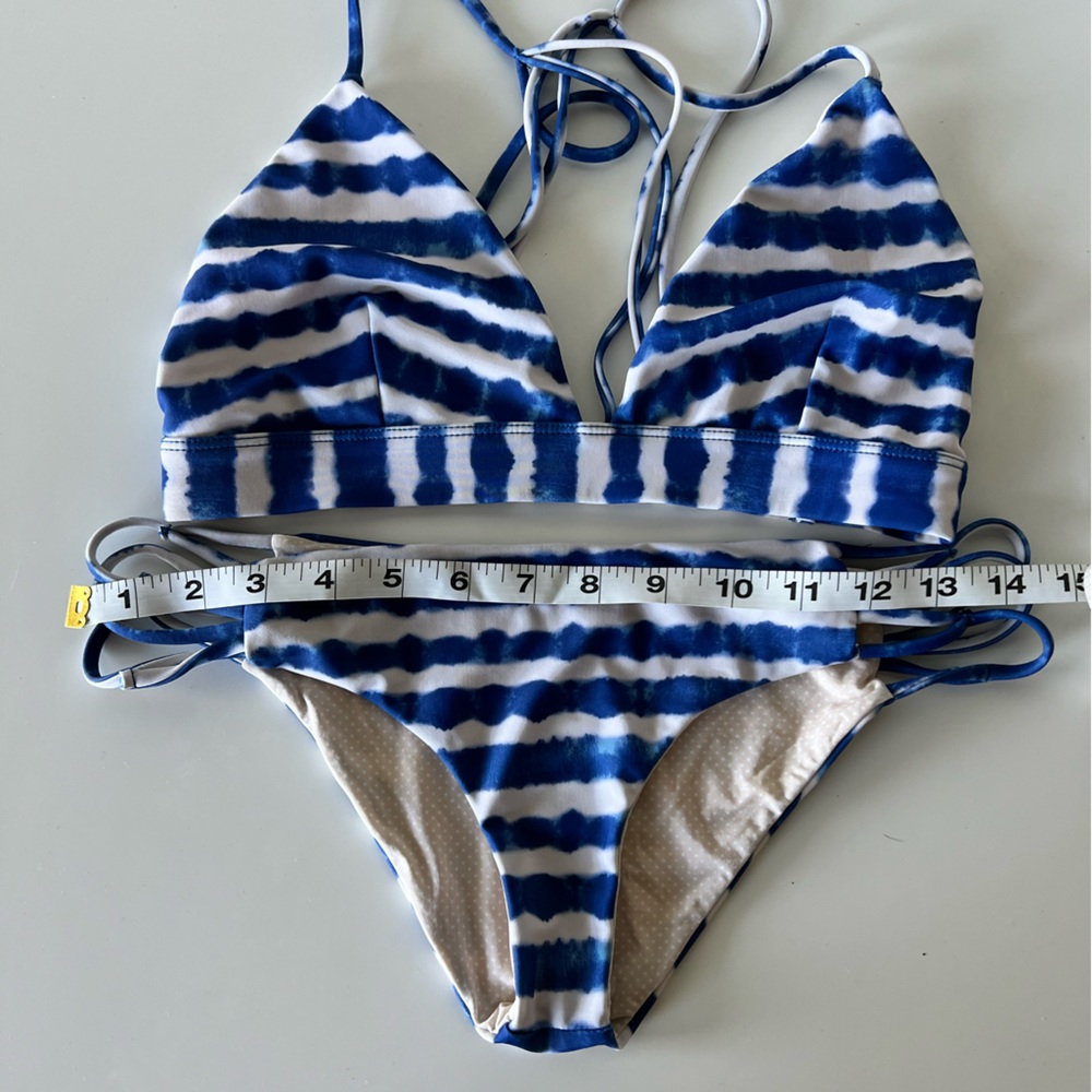 *RARE* ACACIA BIKINI IN ROYAL BLUE TYE DIE SIZE LARGE